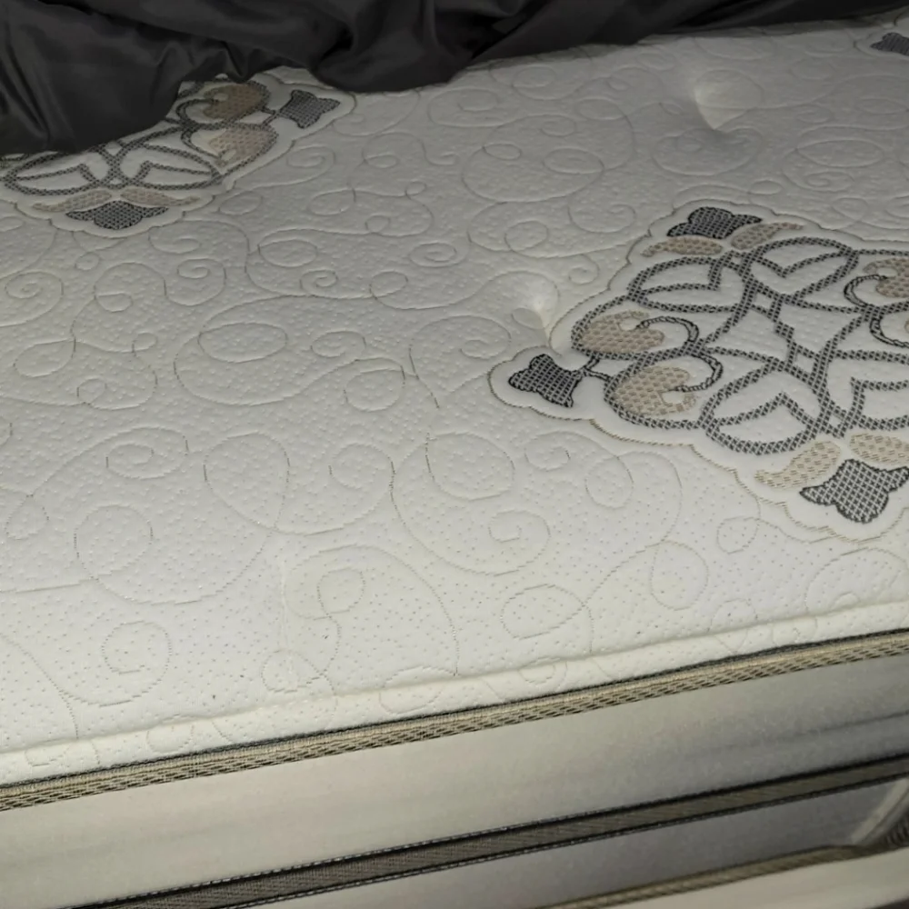 A full mattress